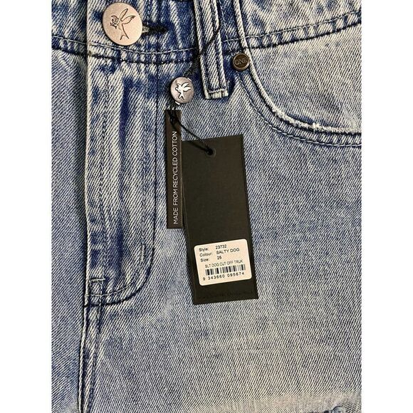 One Teaspoon Salty Dog Cut Off Trucker Shorts - Picture 8 of 13